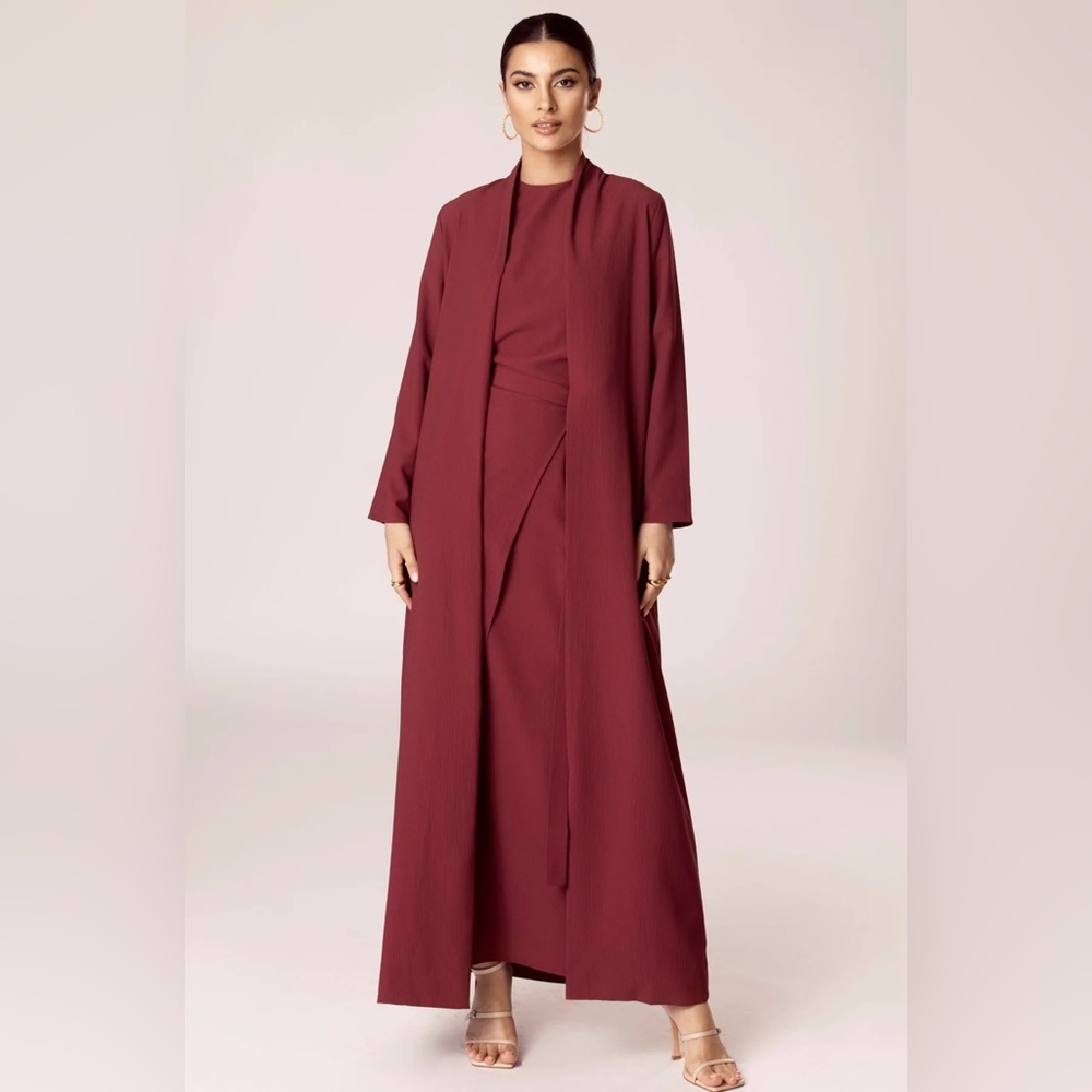 Noora Textured Three Piece Abaya Set XXS - Ruby Red